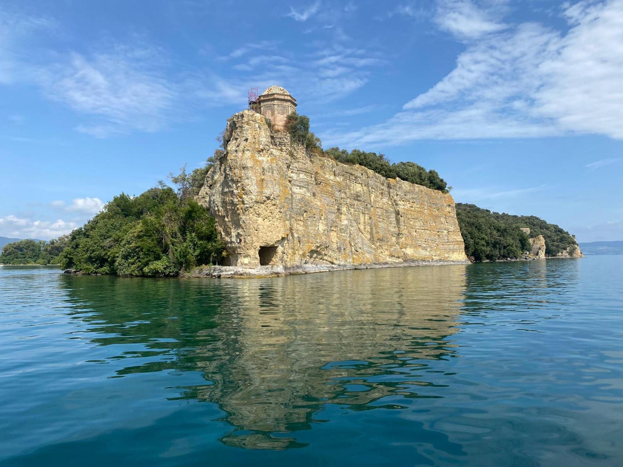 La Chascona Di Farnese Casa Di Tufo Nel Borgo Lägenhet Exteriör bild