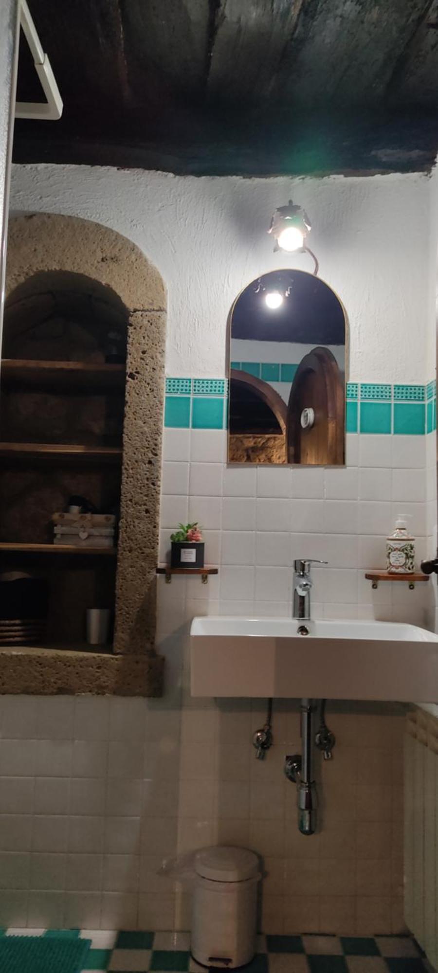 La Chascona Di Farnese Casa Di Tufo Nel Borgo Lägenhet Exteriör bild
